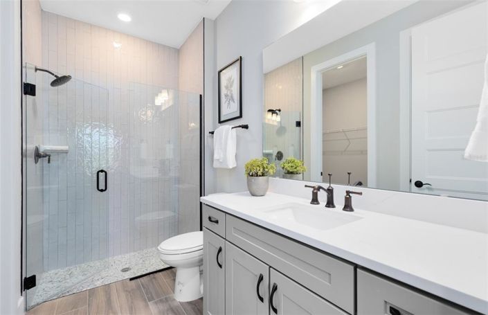 Image No.24-5 Bed Property for sale