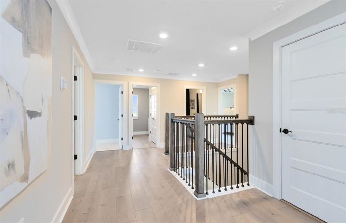 Image No.27-5 Bed Property for sale