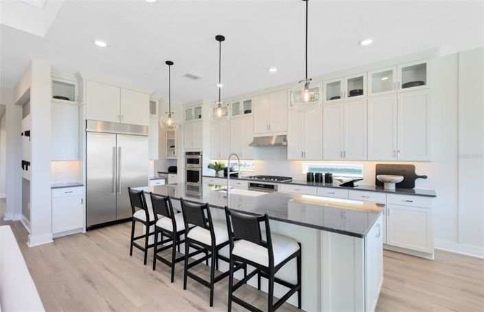 Image No.22-5 Bed Property for sale