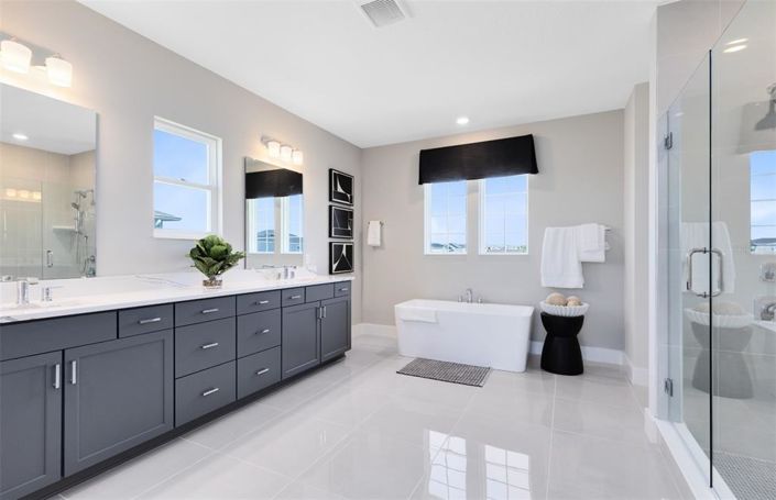 Image No.37-5 Bed Property for sale