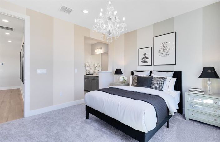 Image No.44-5 Bed Property for sale