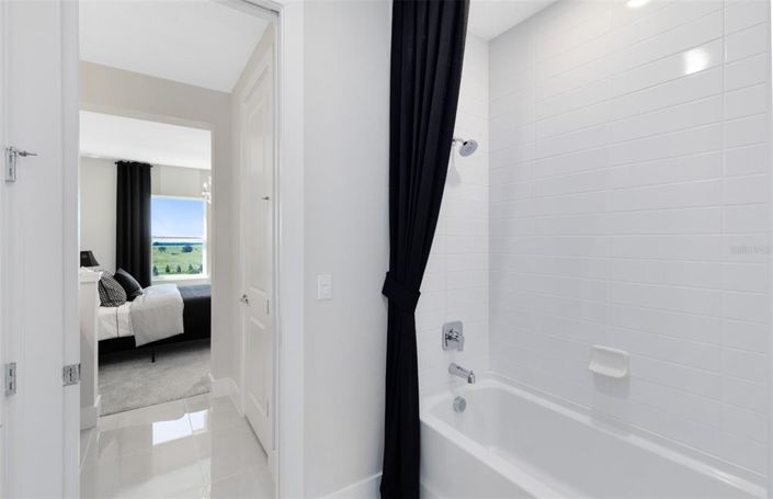 Image No.47-5 Bed Property for sale