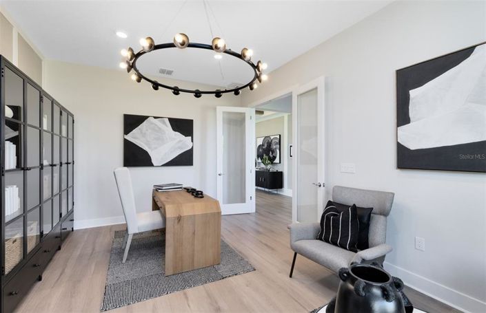 Image No.7-5 Bed Property for sale