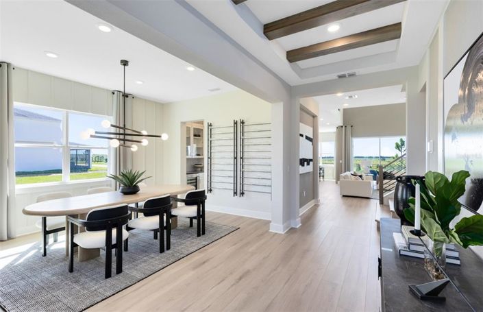 Image No.8-5 Bed Property for sale