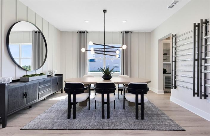 Image No.9-5 Bed Property for sale