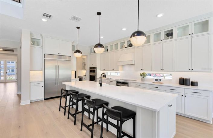 Image No.20-4 Bed Property for sale