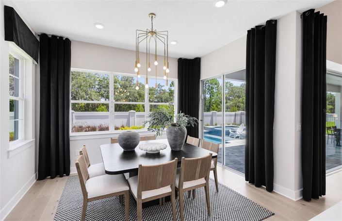 Image No.24-4 Bed Property for sale