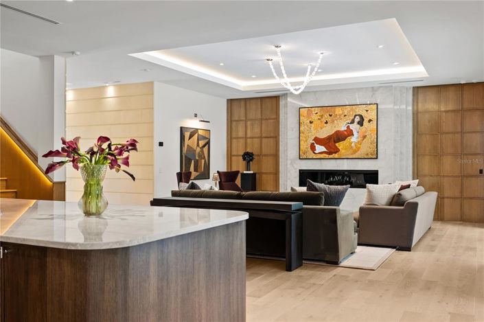 Image No.22-5 Bed Property for sale