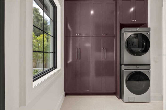 Image No.25-5 Bed Property for sale