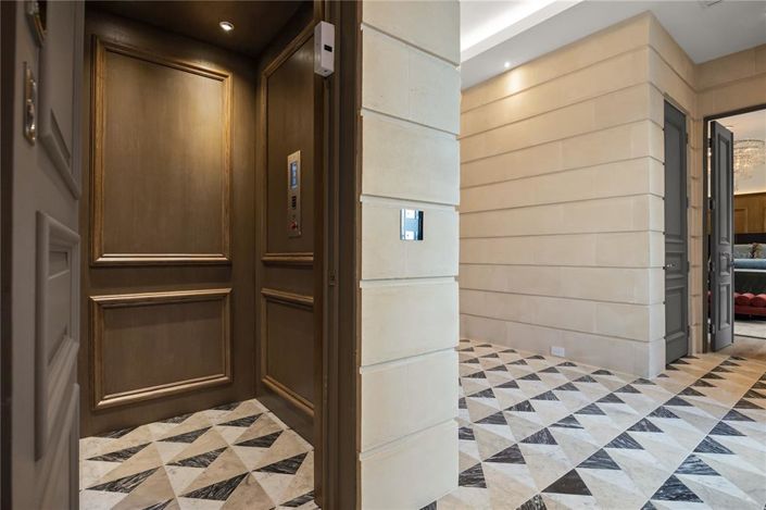 Image No.4-5 Bed Property for sale