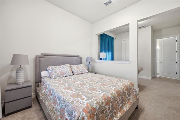 Image No.20-6 Bed Property for sale