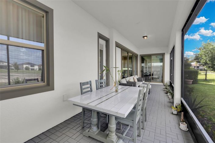 Image No.50-6 Bed Property for sale