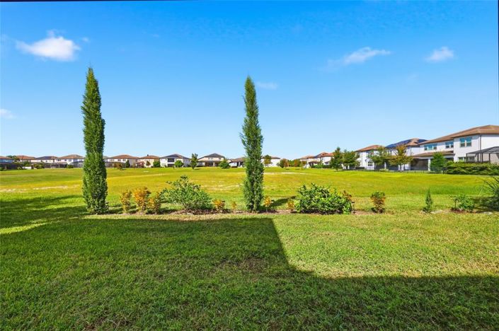 Image No.55-6 Bed Property for sale