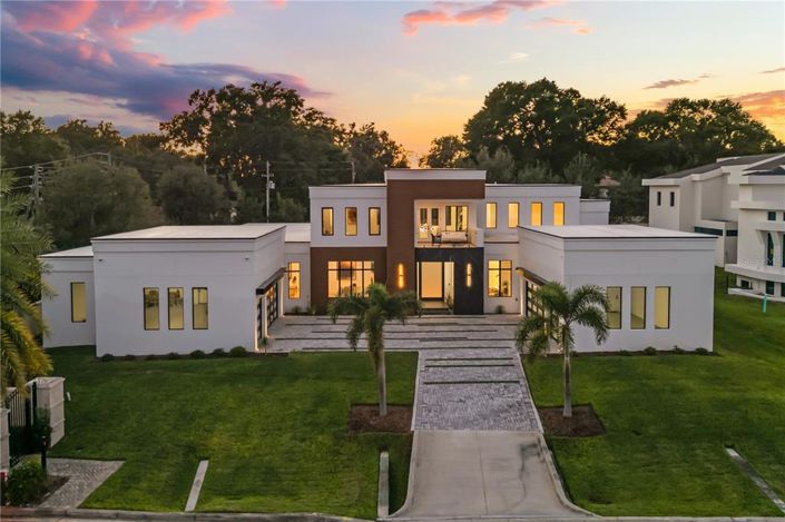 Image No.1-Propriété de 6 chambres à vendre à Windermere