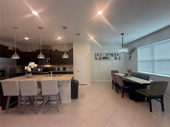 Image No.11-5 Bed Property for sale