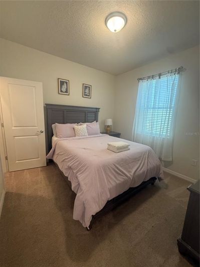 Image No.12-5 Bed Property for sale