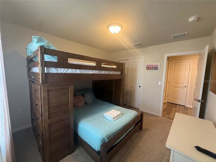 Image No.30-5 Bed Property for sale