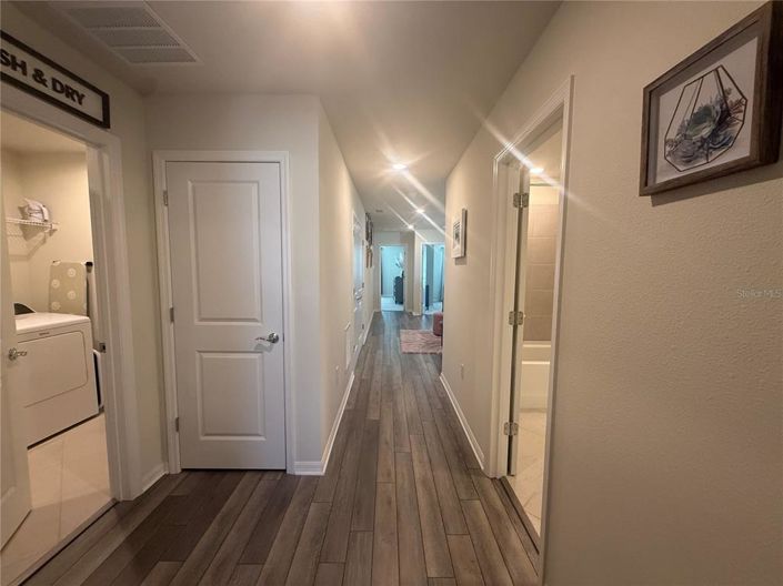 Image No.36-5 Bed Property for sale