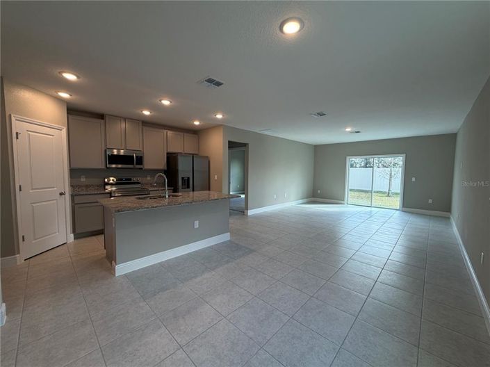 Image No.2-Propriété de 4 chambres à vendre à Haines City