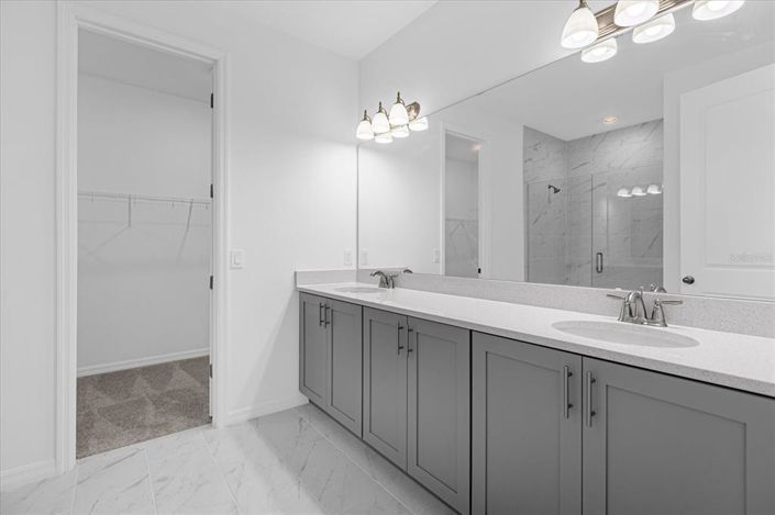 Image No.25-4 Bed Property for sale