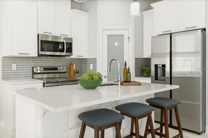 Image No.11-4 Bed Property for sale