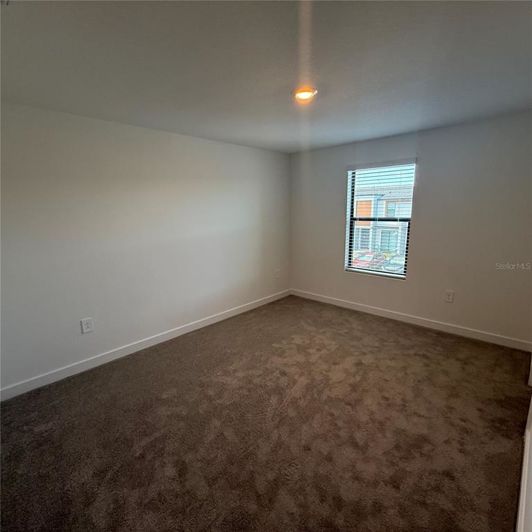 Image No.19-3 Bed Townhouse for sale