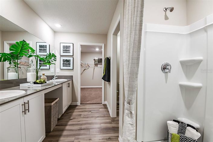 Image No.23-5 Bed Property for sale