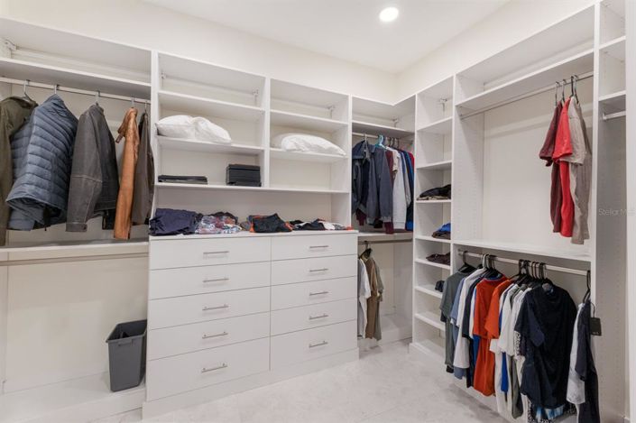 Image No.27-3 Bed Property for sale