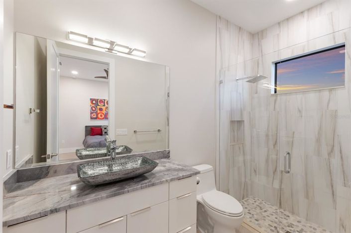 Image No.35-3 Bed Property for sale