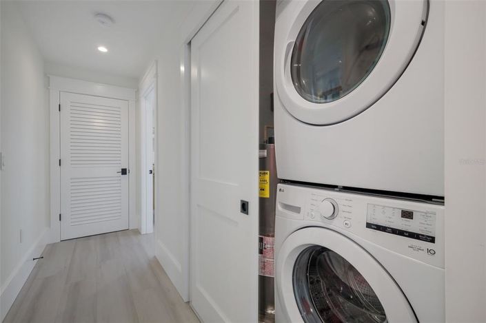 Image No.35-7 Bed Property for sale