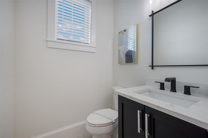 Image No.55-7 Bed Property for sale