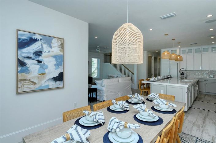 Image No.15-7 Bed Property for sale