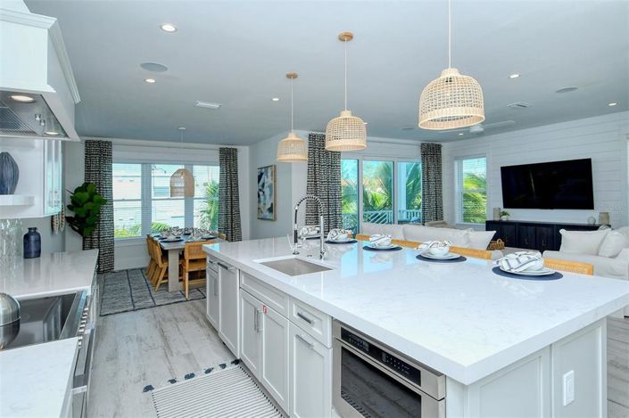 Image No.21-7 Bed Property for sale