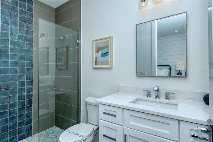 Image No.53-7 Bed Property for sale