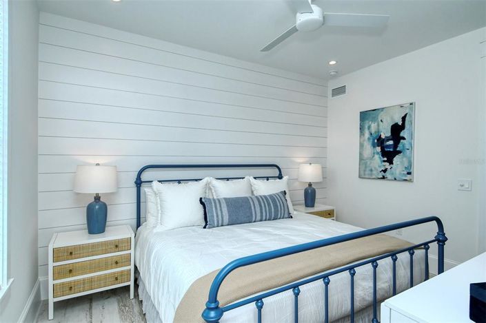 Image No.55-7 Bed Property for sale