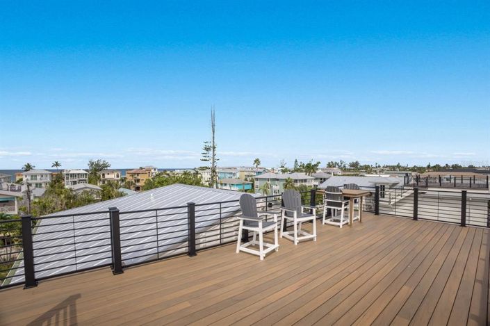 Image No.47-6 Bed Property for sale