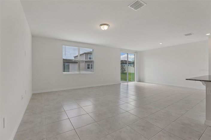 Image No.3-Propriété de 4 chambres à vendre à Haines City