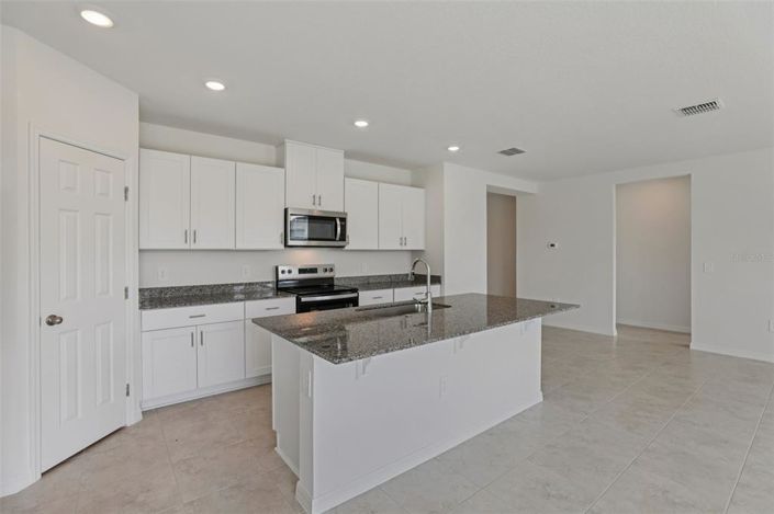 Image No.7-Propriété de 4 chambres à vendre à Haines City