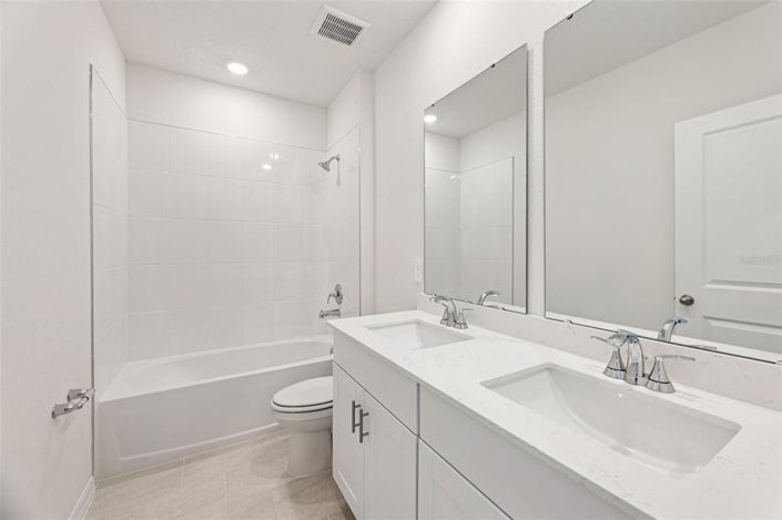 Image No.14-4 Bed Property for sale