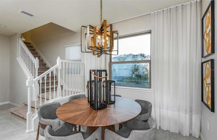 Image No.10-5 Bed Townhouse for sale