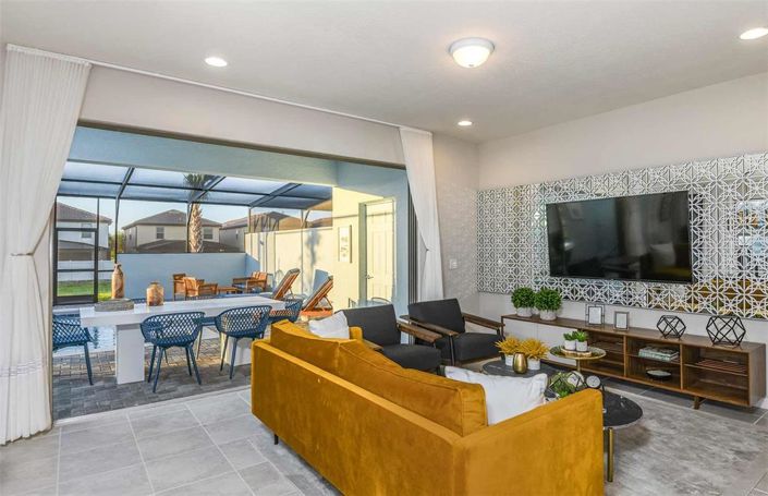 Image No.8-5 Bed Townhouse for sale