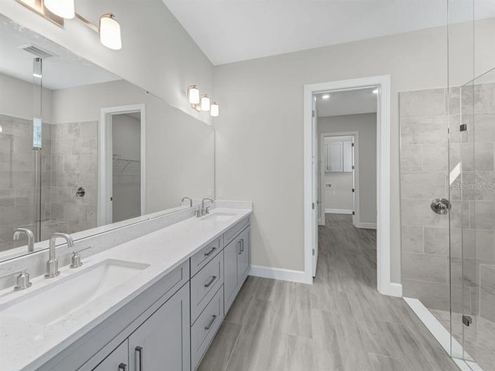 Image No.16-3 Bed Property for sale