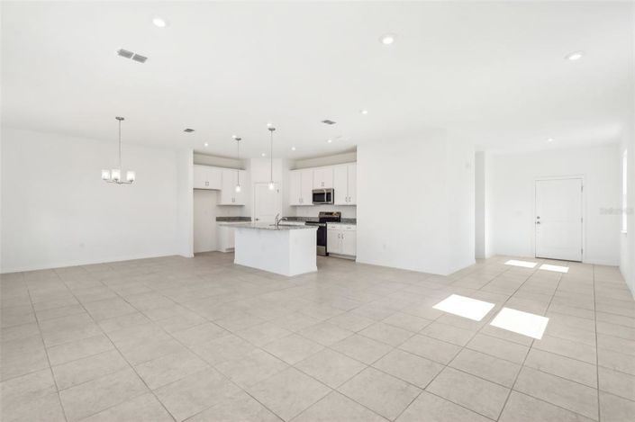 Image No.10-Propriété de 4 chambres à vendre à Davenport