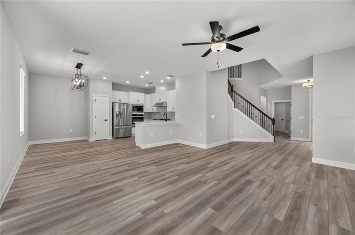 Image No.3-Propriété de 4 chambres à vendre à Kissimmee