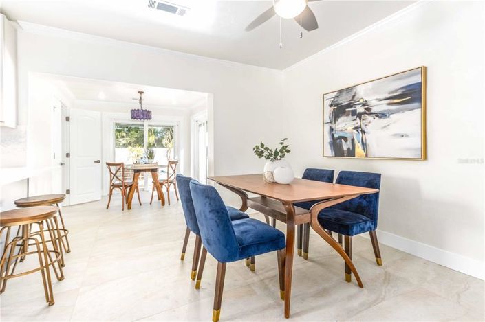 Image No.11-3 Bed Property for sale