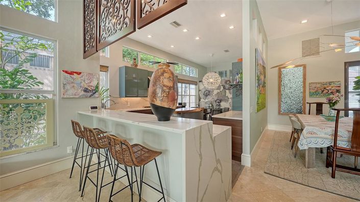 Image No.17-3 Bed Property for sale