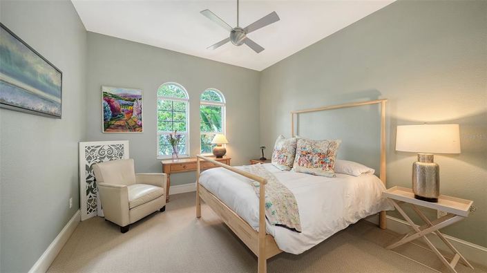 Image No.35-3 Bed Property for sale