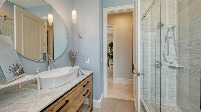 Image No.37-3 Bed Property for sale