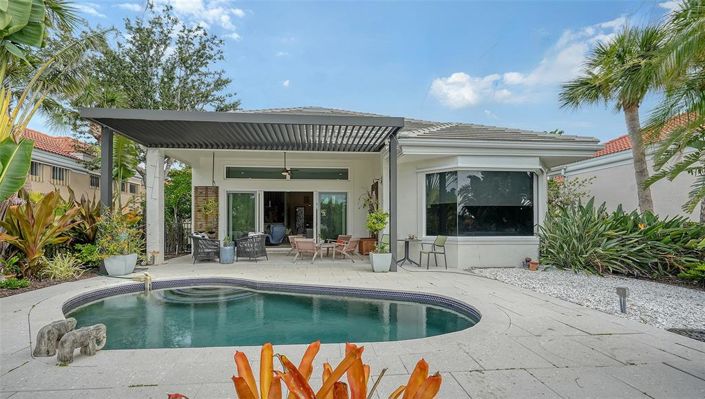 Image No.44-3 Bed Property for sale