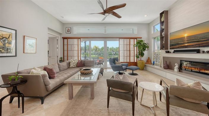 Image No.8-3 Bed Property for sale